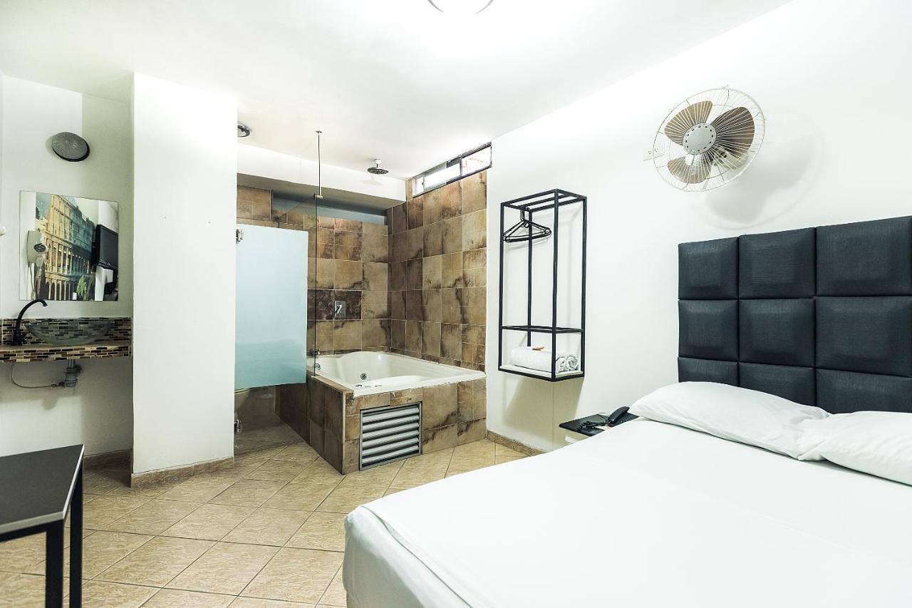 Hotel Natural Medellín Extérieur photo