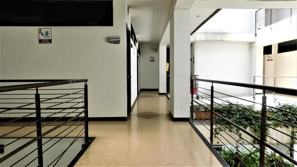Hotel Natural Medellín Extérieur photo